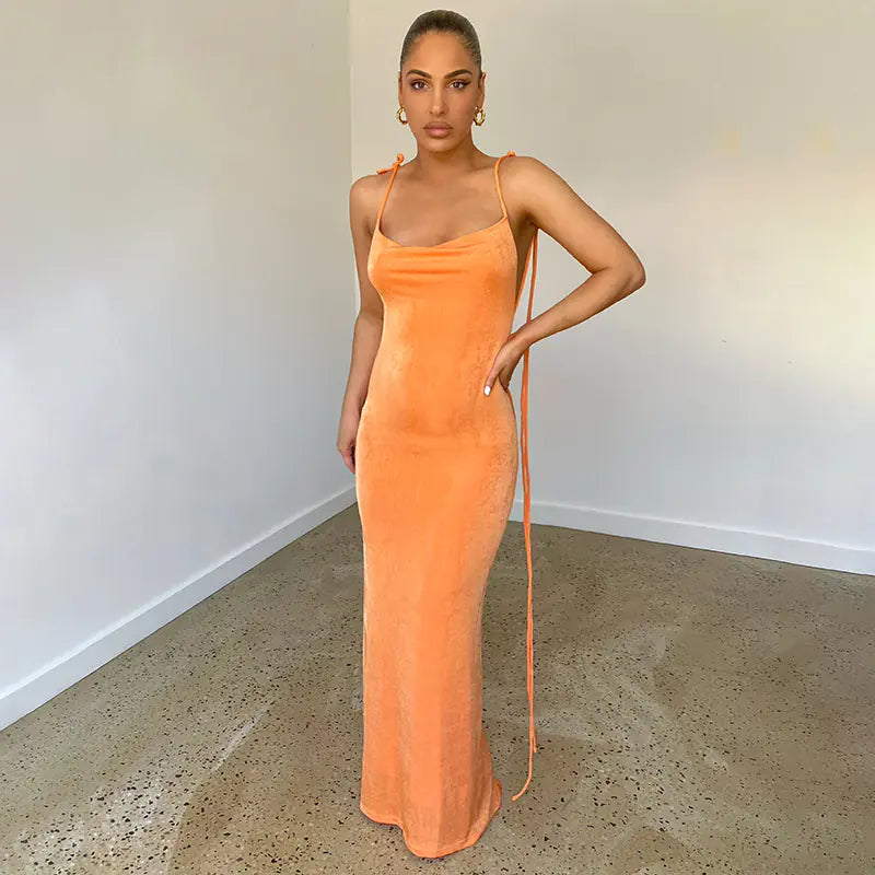 Robe dos nu