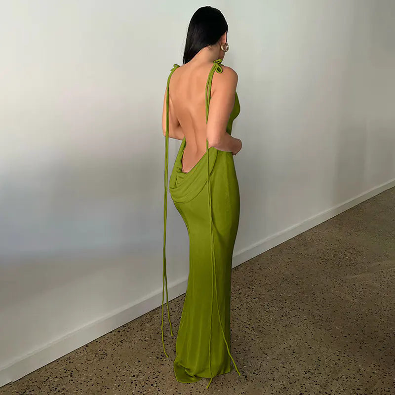 Robe dos nu