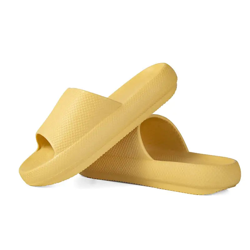 Chaussons coussinés antidérapants pour plus de confort et de soutien
