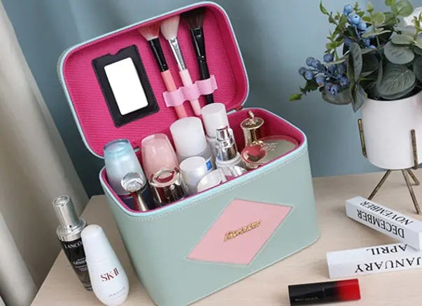 Trousse de maquillage étanche de grande capacité pour les voyages et les cadeaux