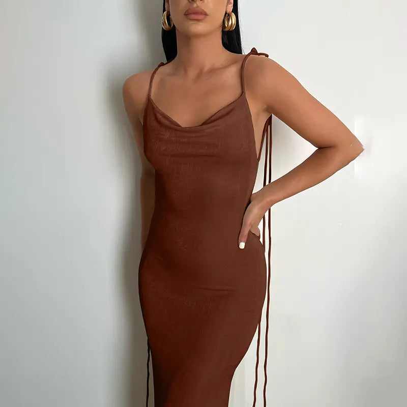 Robe dos nu