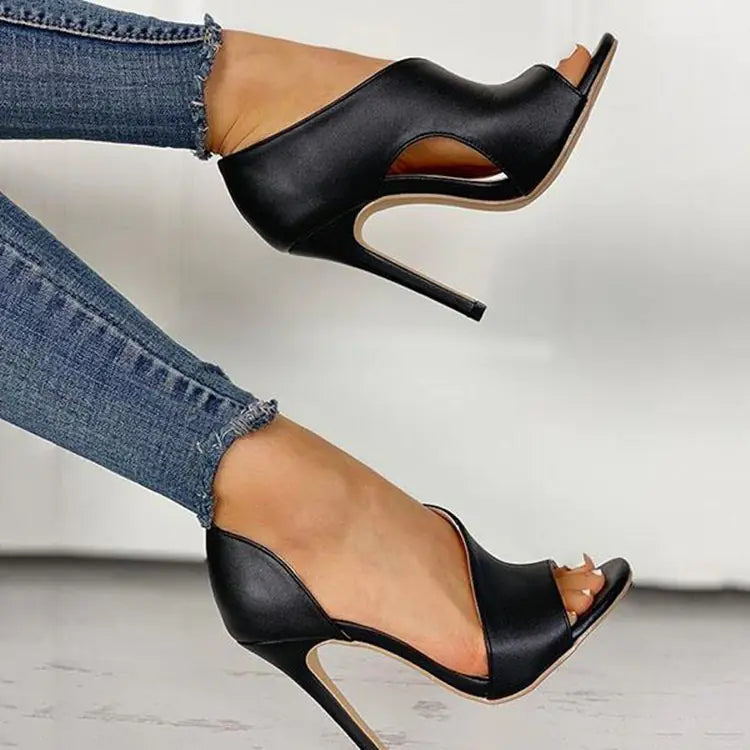 Talons hauts chics pour l'été