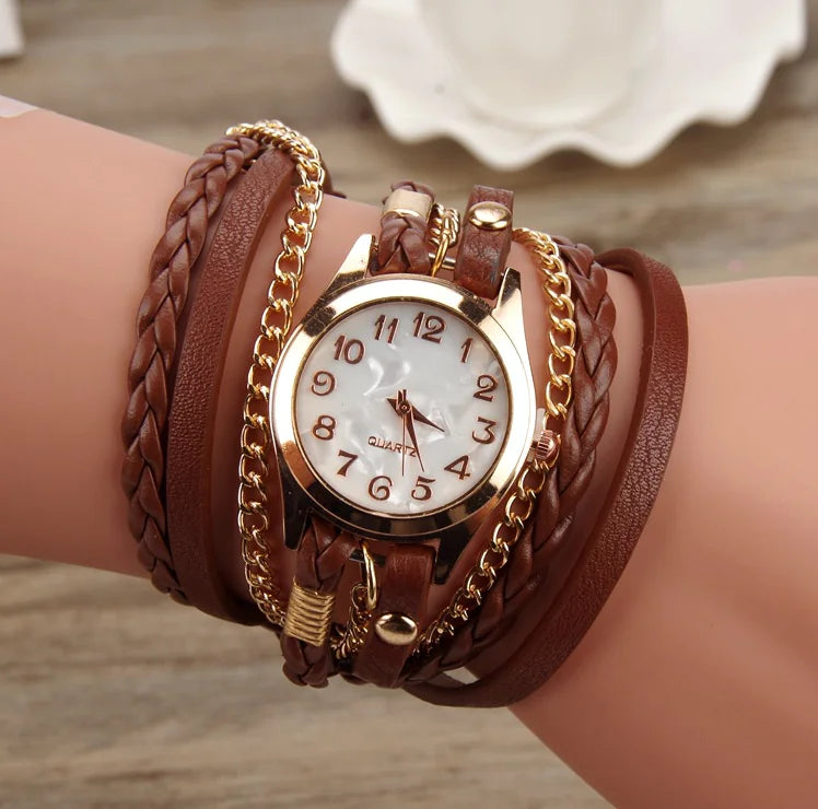 Montre-bracelet en cuir synthétique tissé avec chaîne à quartz