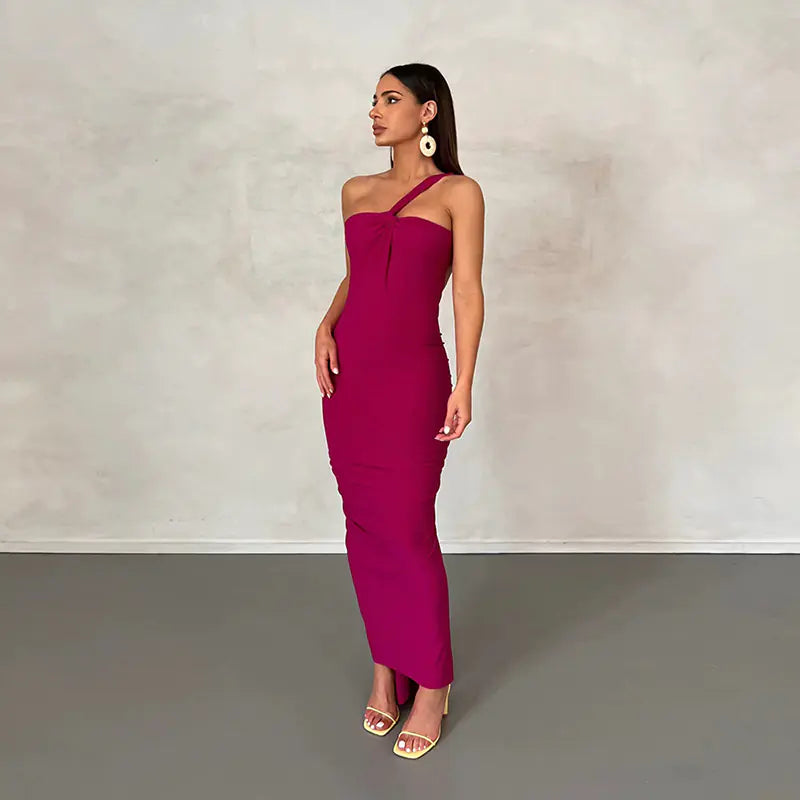 Robe à épaules dénudées