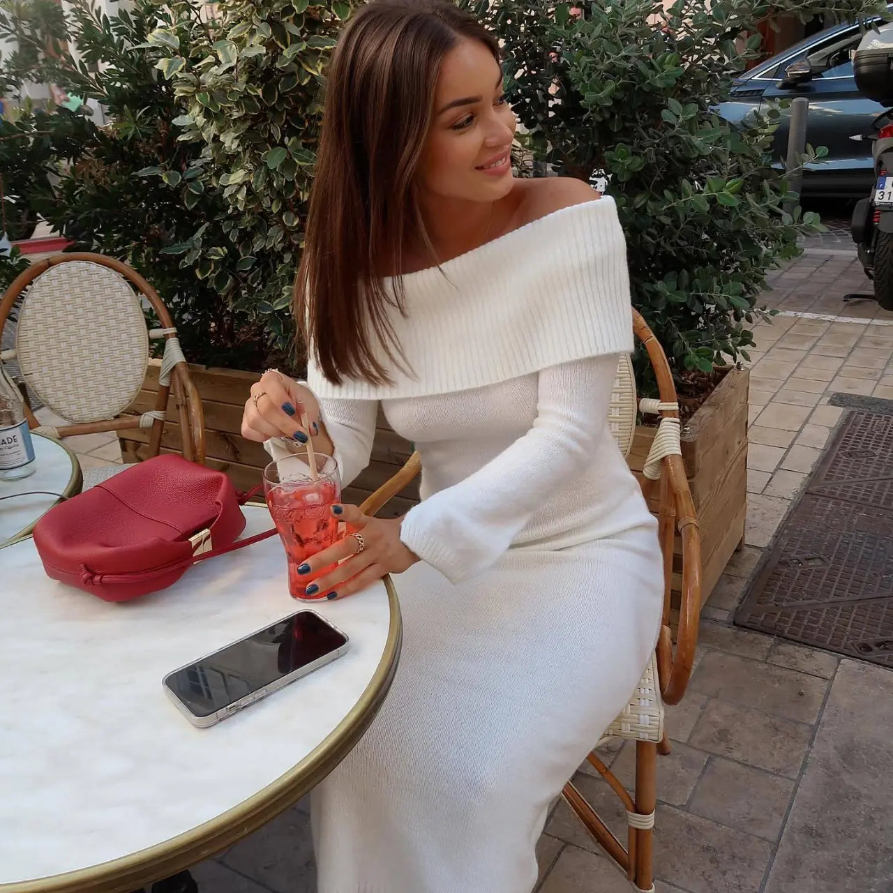 Robe chic en coton à épaules dénudées