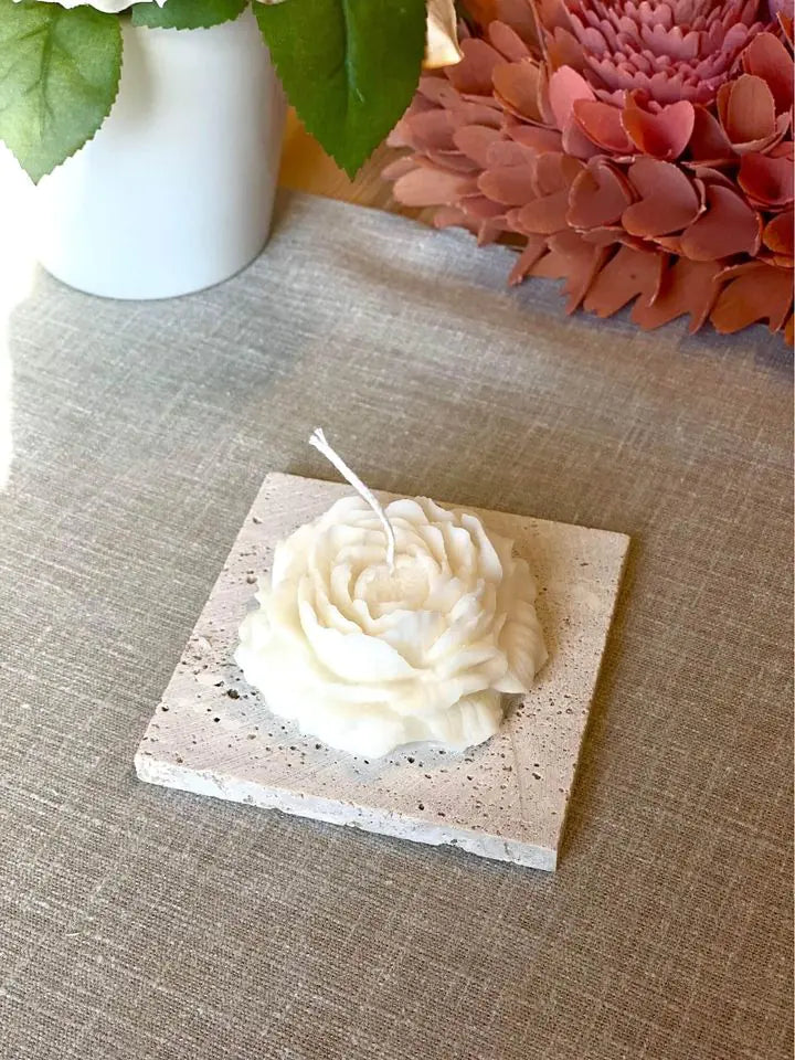 Bougie parfumée à la cire de soja et à la pivoine