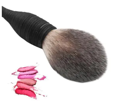 Pinceau à poudre et pinceaux de maquillage en laine de rotin avec manche en bois