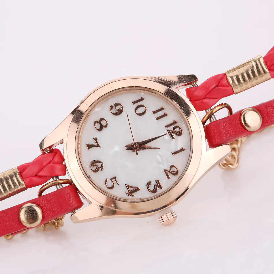 Montre-bracelet en cuir synthétique tissé avec chaîne à quartz