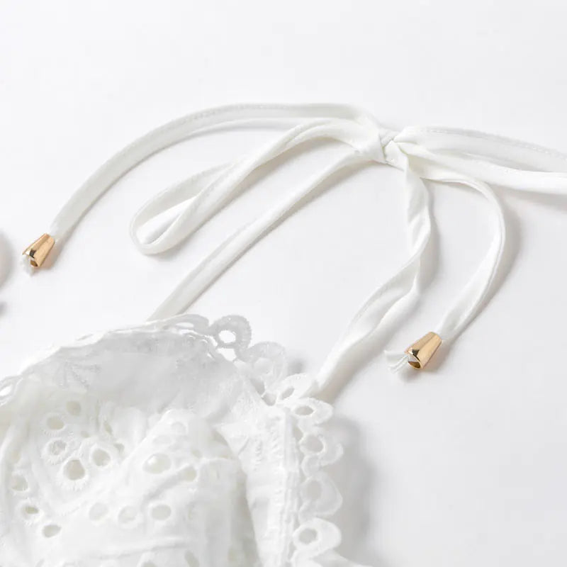 Ensemble de plage deux pièces chic pour femme avec jupe à volants