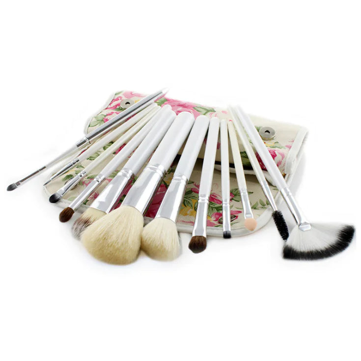 Ensemble de 12 pinceaux de maquillage roses