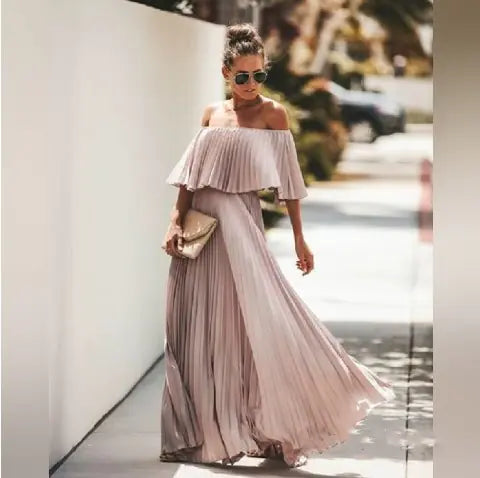 Robe en mousseline à épaules dénudées