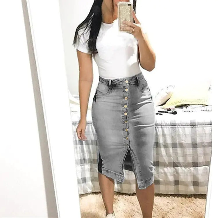 Jupe longue en jean slim boutonnée