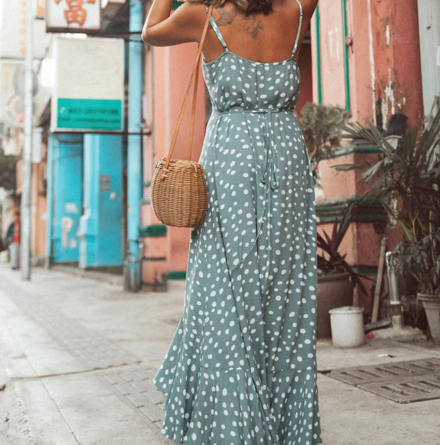 Robe de plage bohème à pois et volants