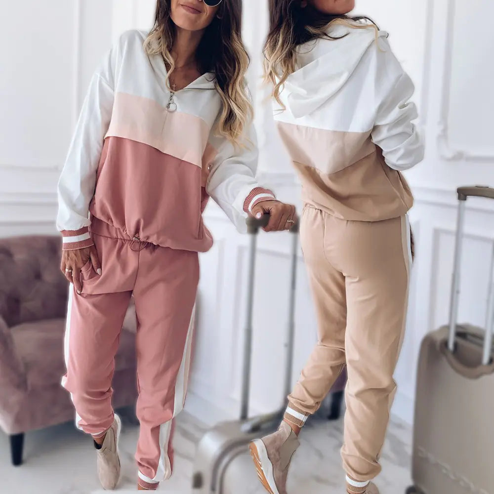 Ensemble deux pièces sport et loisirs à capuche