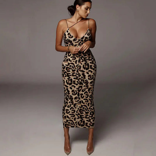Robe mi-longue à imprimé serpent et col en V