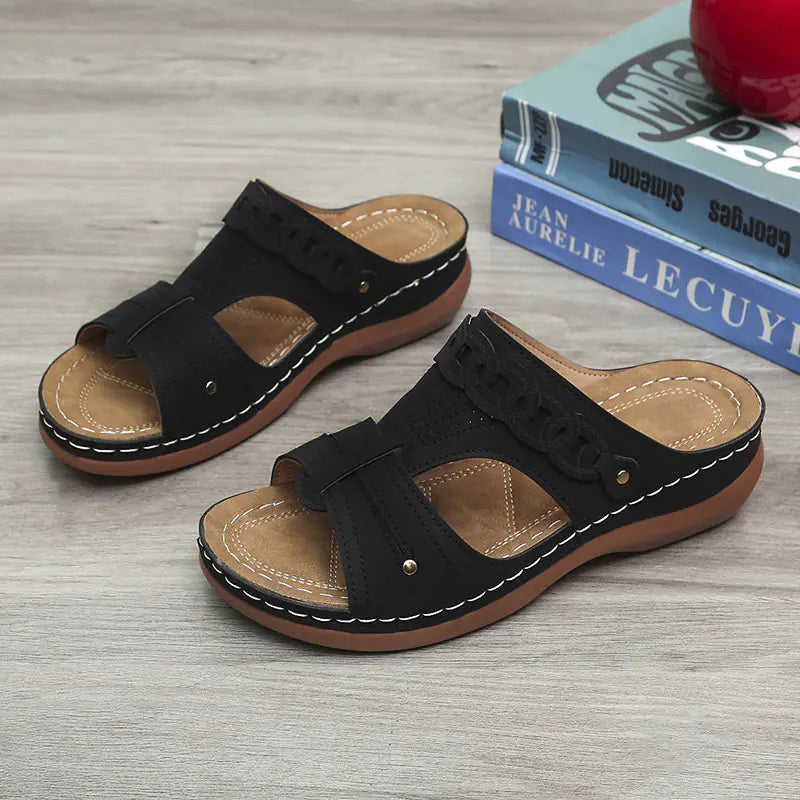Chaussures romaines à talon compensé et bout rond pour femmes