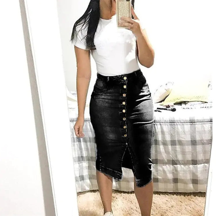 Jupe longue en jean slim boutonnée