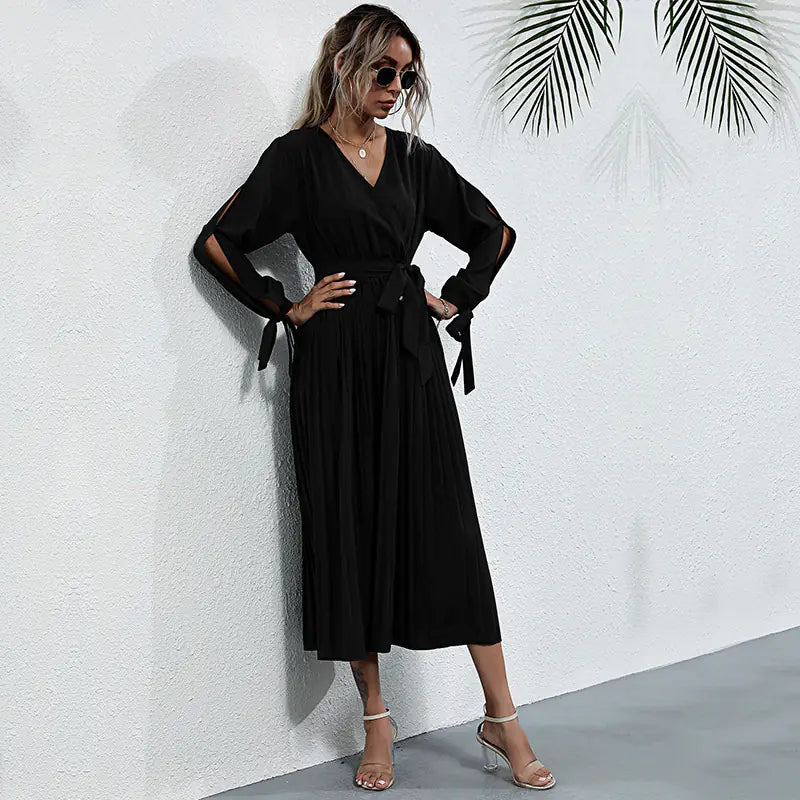Robe en dentelle plissée à manches longues