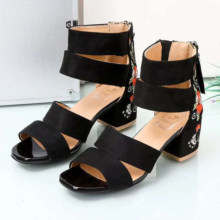 Sandales d'été à talons mi-hauts et épais pour femmes