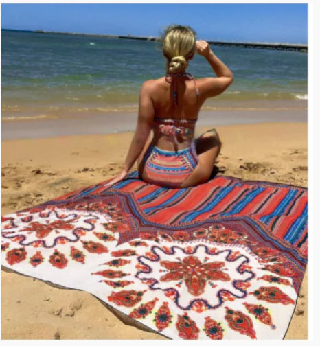 Ensemble bikini sexy trois pièces avec châle