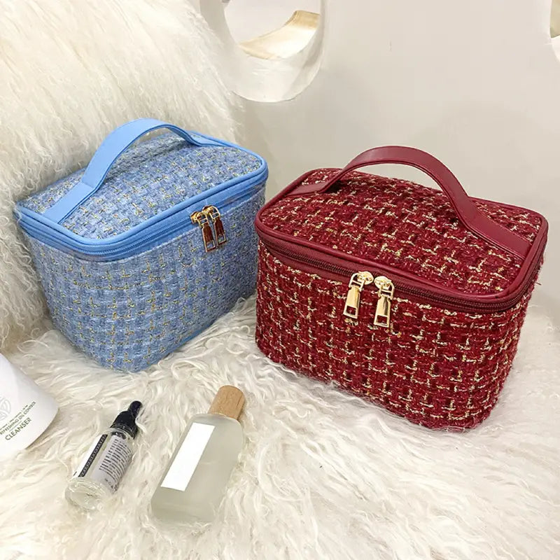 Trousse de maquillage de grande capacité pour femme, idéale pour le rangement en voyage