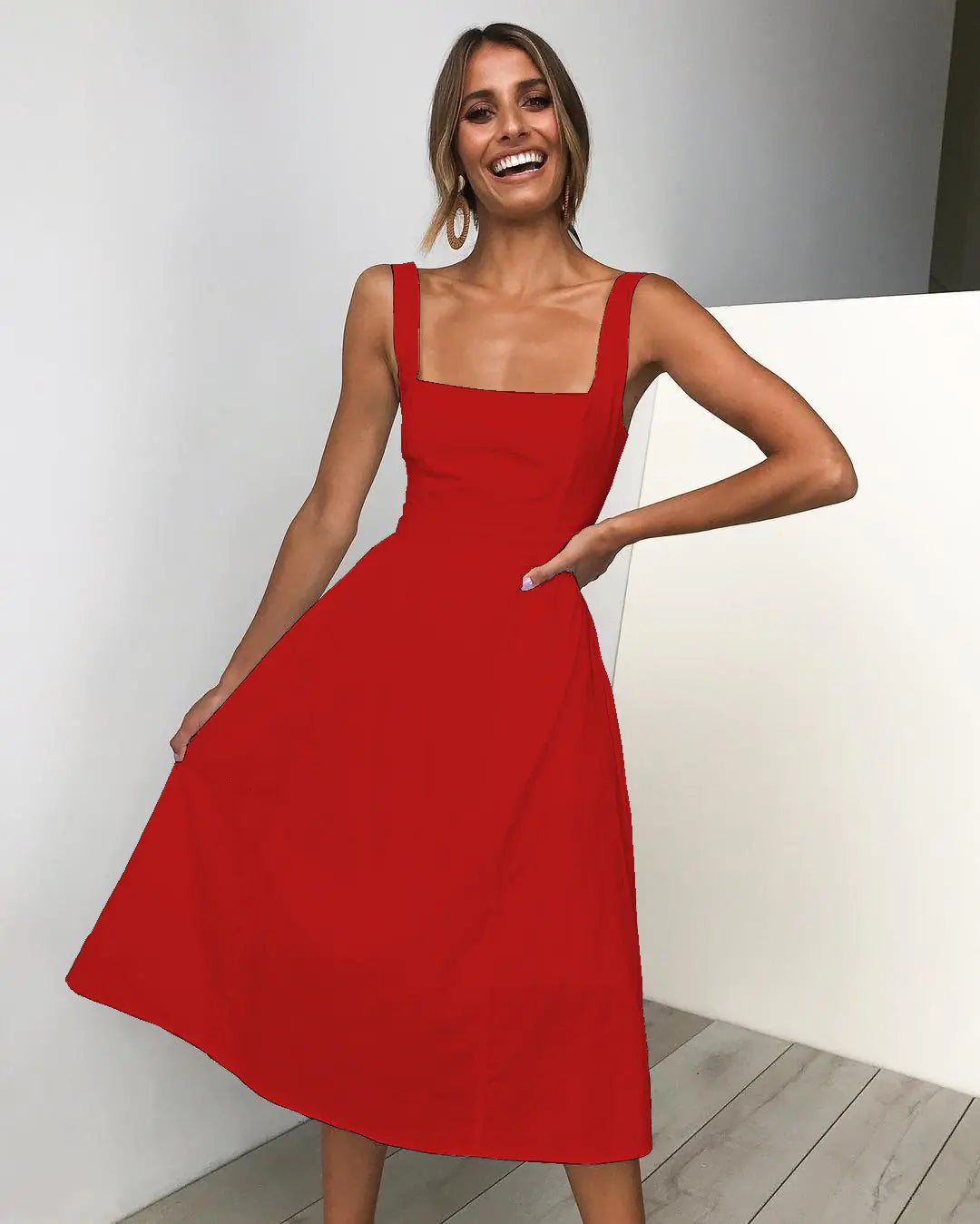 Robe élégante dos nu