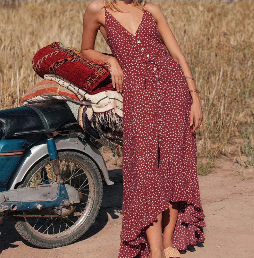 Robe de plage bohème à pois et volants