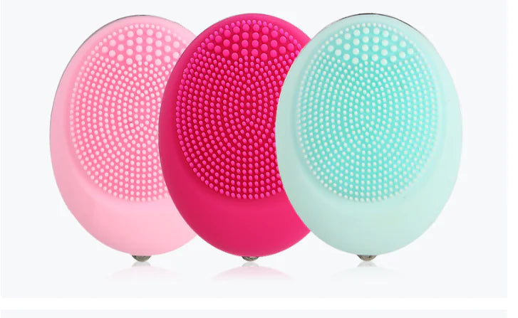 Brosse nettoyante pour le visage et appareil de beauté